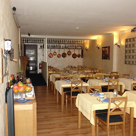 קיאסו Hotel Bahnhof Haus מראה חיצוני תמונה