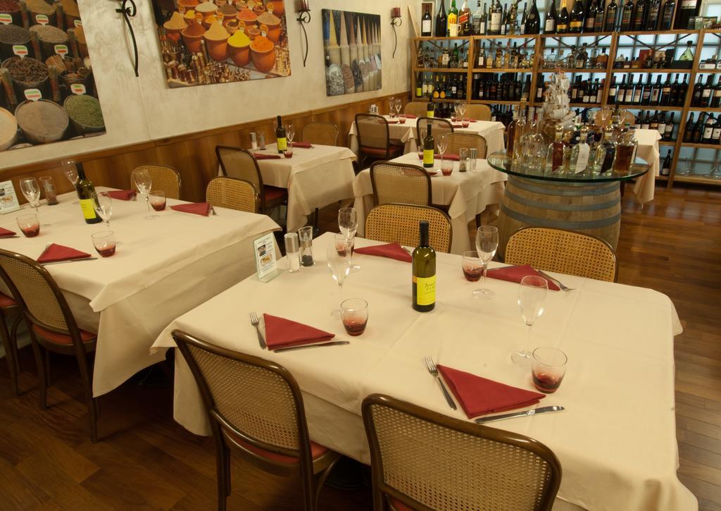 קיאסו Hotel Bahnhof Haus מראה חיצוני תמונה
