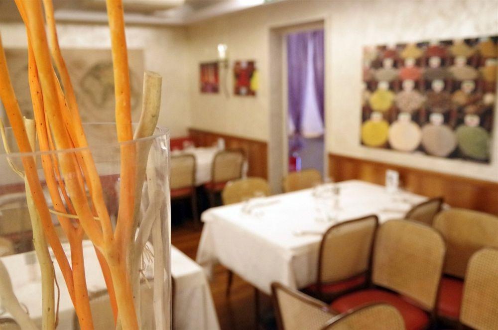 קיאסו Hotel Bahnhof Haus מראה חיצוני תמונה