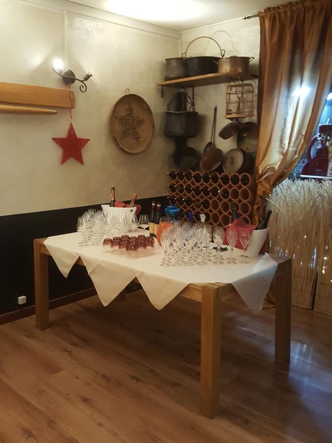 קיאסו Hotel Bahnhof Haus מראה חיצוני תמונה