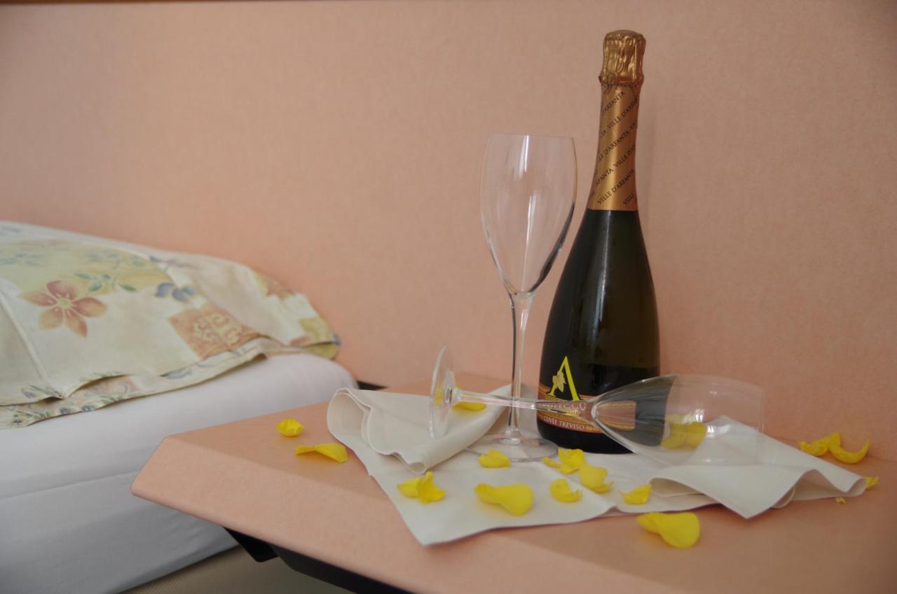 קיאסו Hotel Bahnhof Haus מראה חיצוני תמונה
